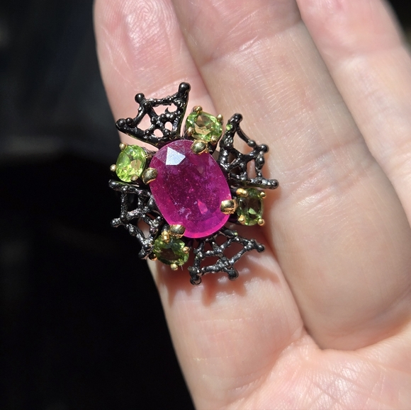 6k Ruby & Peridot sterling rhodium & gold 🕸 web ring sz8 - Picture 9 of 9